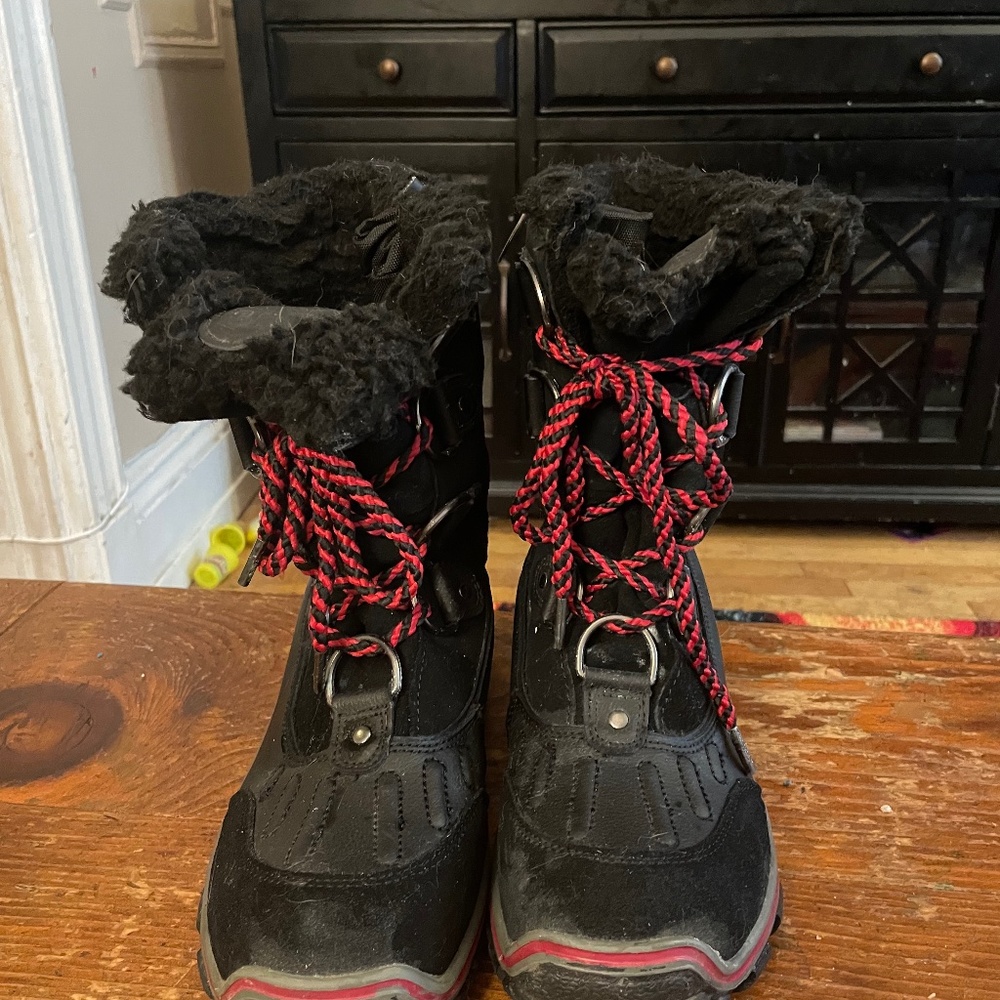 Pajar womens winter boots 9